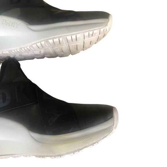 DKNY Women’s Camo Slip-On Sneakers Size 6M Black Gray Logo Elastic Platform Shoe - Picture 13 of 15